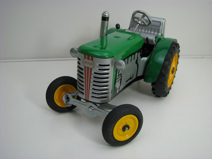 Traktor Zetor Zelený na klíček Žlutá plechová kola 1:25 Kovap